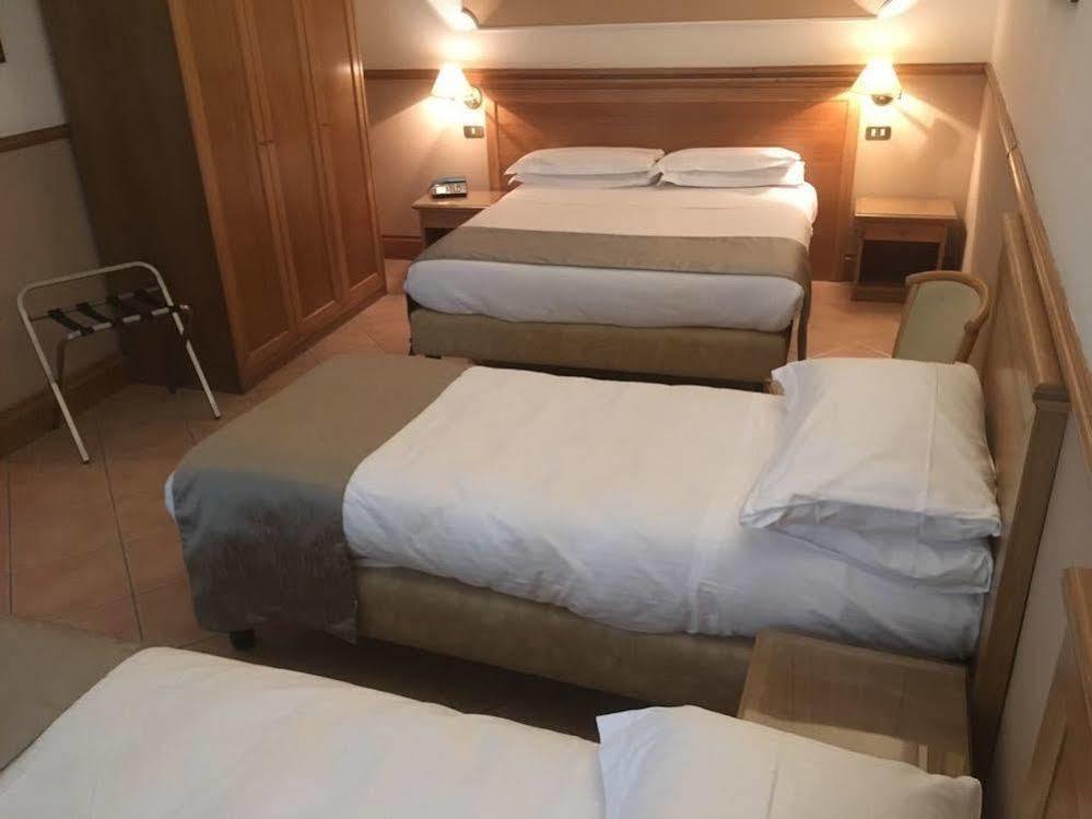Hotel Leopardi Neapol Exteriér fotografie